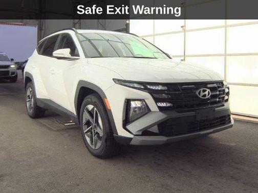 Serenity White Pearl 2025 Hyundai TUCSON SEL Convenience