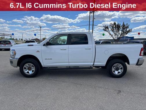 Bright White Clearcoat 2021 RAM 2500 Big Horn Crew Cab 4x4 6'4' Box
