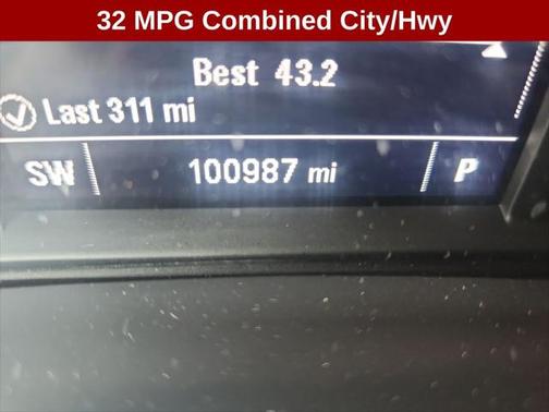 2021 Chevrolet Malibu FWD LT