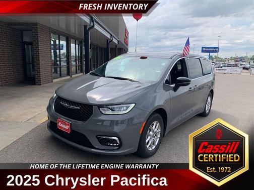 Ceramic Gray Clearcoat 2025 Chrysler Pacifica L