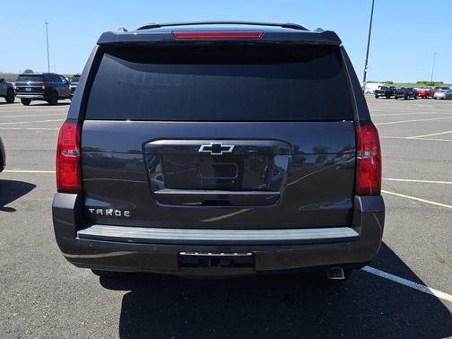 Tungsten Metallic 2017 Chevrolet Tahoe LT