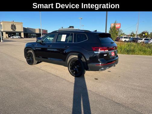 2024 Volkswagen Atlas 2.0T SE w/Technology 4MOTION