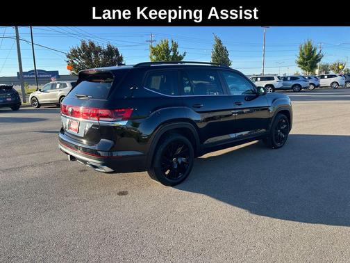 2024 Volkswagen Atlas 2.0T SE w/Technology 4MOTION
