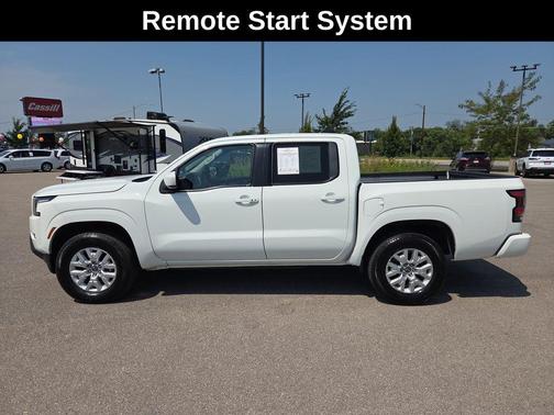2024 Nissan Frontier SV