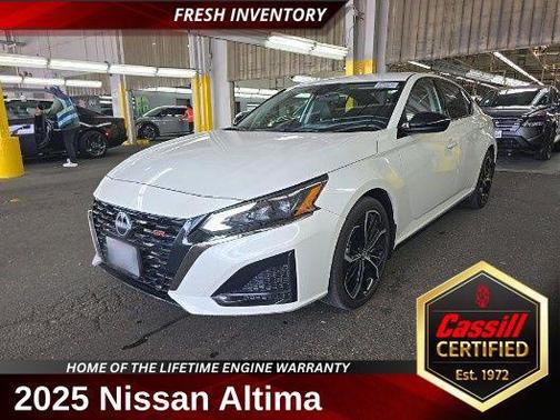 Pearl White Tricoat 2025 Nissan Altima SR FWD