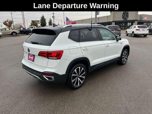 2023 Volkswagen Taos 1.5T SE