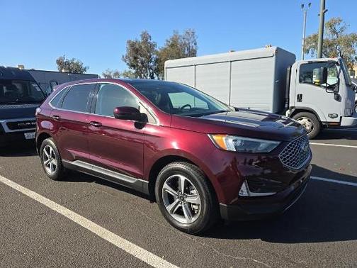 Burgundy Velvet Metallic Tinted Clearcoat 2024 Ford Edge SEL