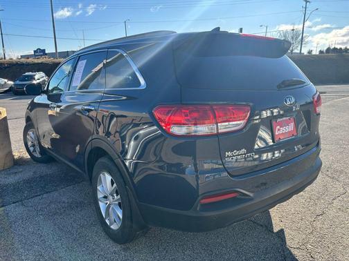 2016 Kia Sorento LX