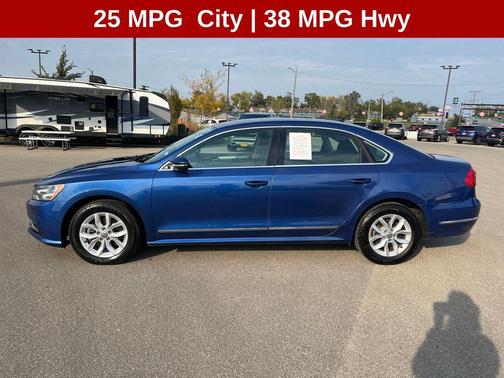 2016 Volkswagen Passat 1.8T S