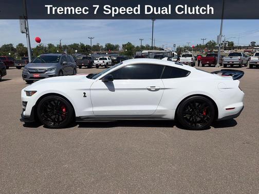 Oxford White 2022 Ford Shelby GT500 Base