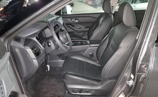 2024 Nissan Rogue SL