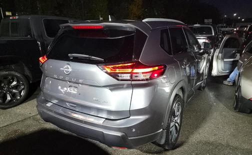 2024 Nissan Rogue SL