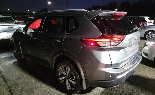 2024 Nissan Rogue SL