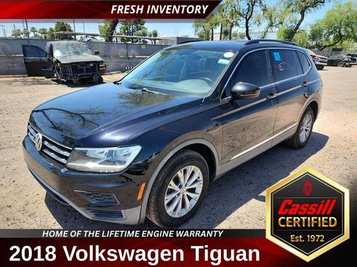 Pearl Metallic 2018 Volkswagen Tiguan 2.0T SE