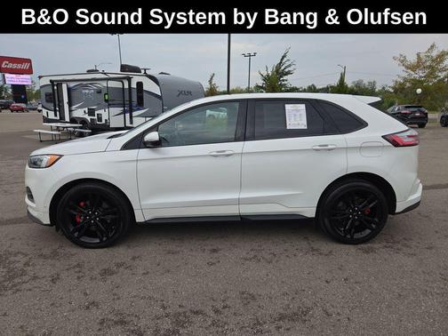 2022 Ford Edge ST