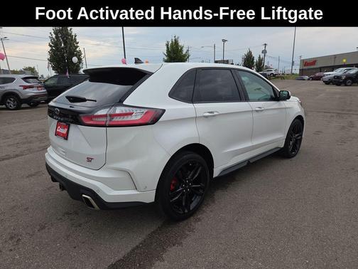 2022 Ford Edge ST