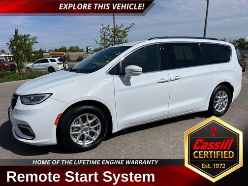 Bright White Clearcoat 2022 Chrysler Pacifica Touring L