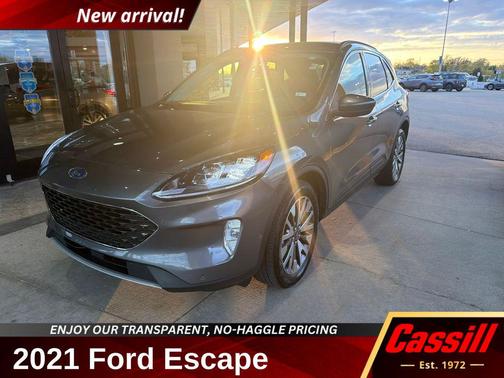 Gray Metallic 2021 Ford Escape Titanium