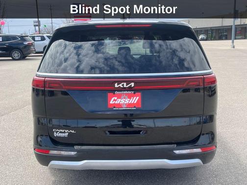 2023 Kia Carnival LX
