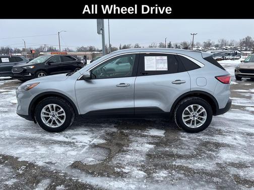 2021 Ford Escape SE