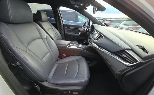 2023 Buick Enclave Essence FWD