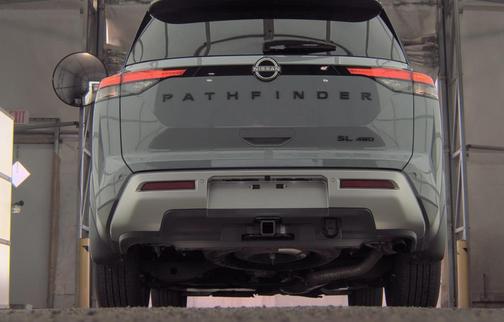Solid Gray/Super Black 2024 Nissan Pathfinder SL 4WD