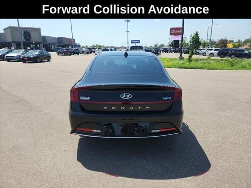 2023 Hyundai SONATA Hybrid SE