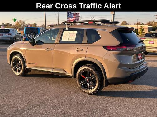 2025 Nissan Rogue Rock Creek
