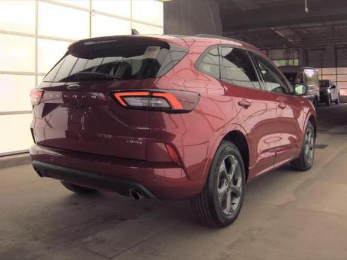 Rapid Red Metallic Tinted Clearcoat 2024 Ford Escape ST-Line