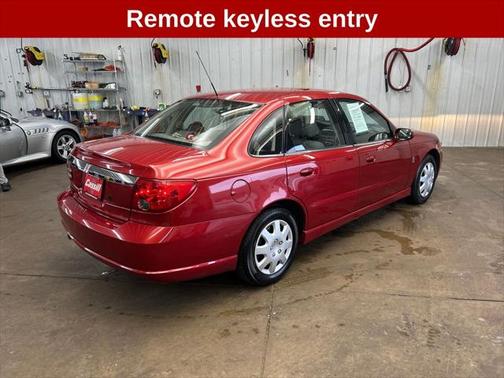 2003 Saturn L 200
