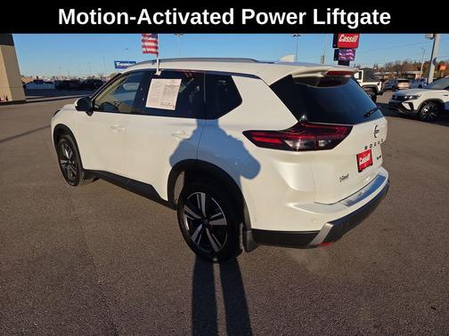 2024 Nissan Rogue SL