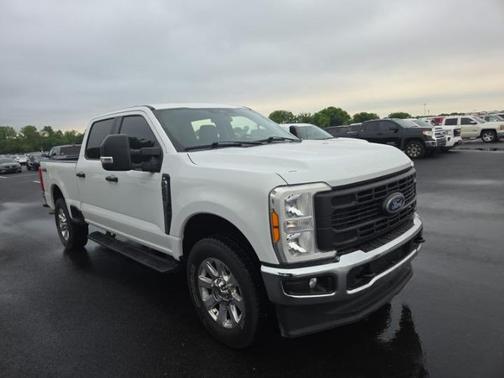 Oxford White 2023 Ford F-250 XL