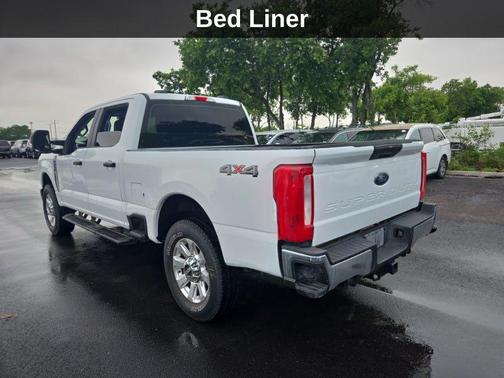 Oxford White 2023 Ford F-250 XL