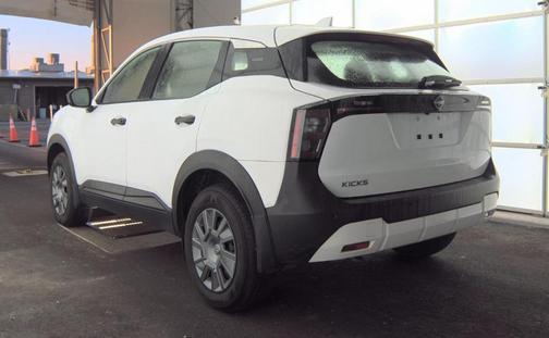 2025 Nissan Kicks S