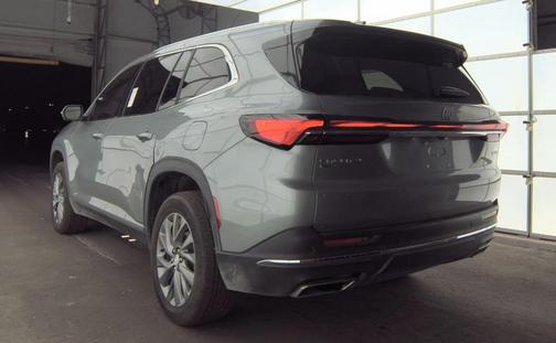 2025 Buick Enclave Preferred FWD