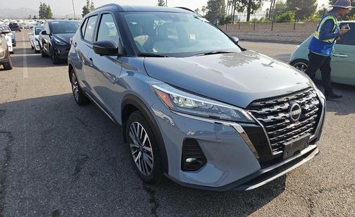 2024 Nissan Kicks SR