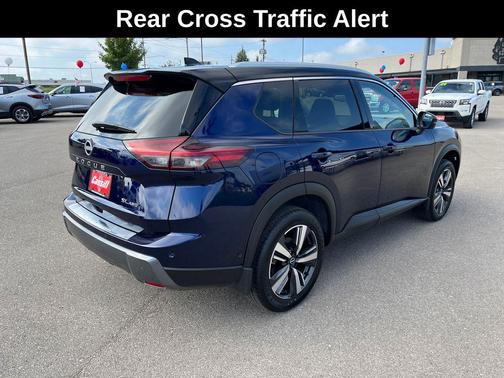 2024 Nissan Rogue SL