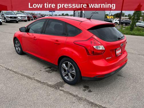 Race Red 2014 Ford Focus SE