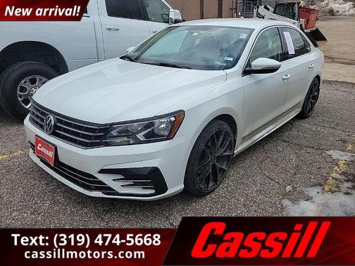 2017 Volkswagen Passat 1.8T R-Line w/Comfort