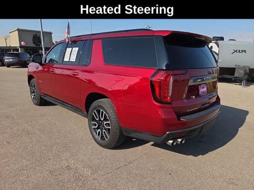 2022 GMC Yukon XL 4WD AT4