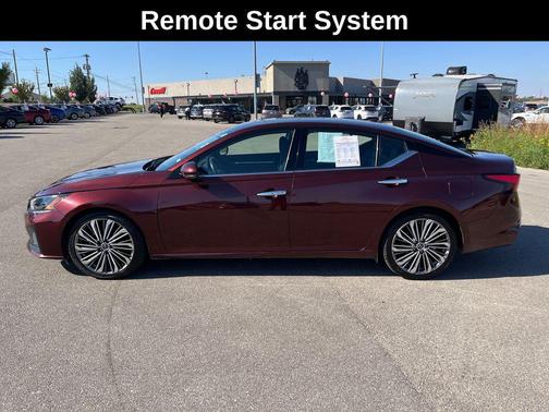 2023 Nissan Altima 2.5 SL