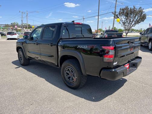 Super Black 2026 Nissan Frontier PRO-4X