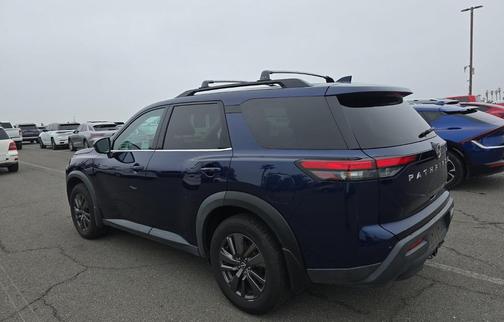 2022 Nissan Pathfinder SV 2WD