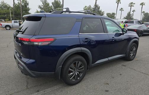 2022 Nissan Pathfinder SV 2WD