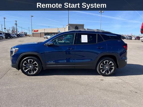 2022 GMC Terrain SLT