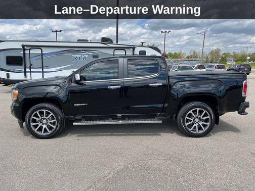 Onyx Black 2019 GMC Canyon Denali