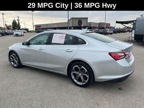 2021 Chevrolet Malibu FWD LT