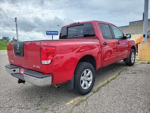 2011 Nissan Titan SV