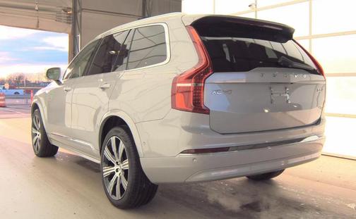 2024 Volvo XC90 B5 Plus Bright Theme