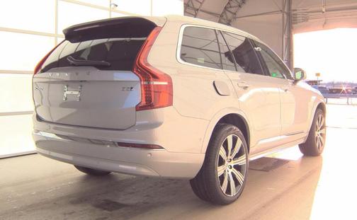 2024 Volvo XC90 B5 Plus Bright Theme